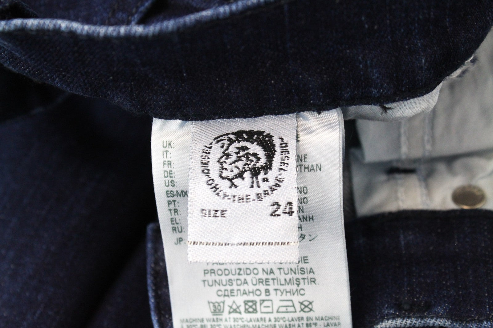 DIESEL Niclah 084CG moteriški tiesaus kirpimo džinsai W24/L32 mėlyni, tamprūs, medvilniniai mergaitiški. 