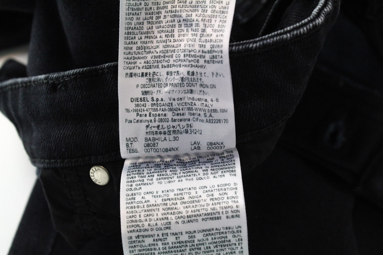 DIESEL Babhila 084NX moteriški W26/L30 džinsai Slim-Skinny tamsiai mėlyni, tamprios medvilnės audinys 