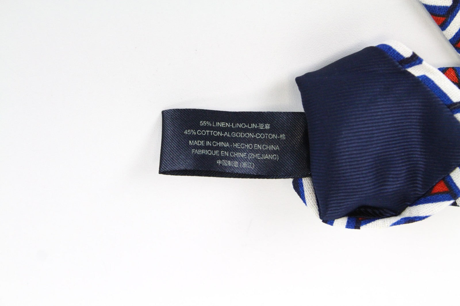 SUITSUPPLY vyriškas mėlynas lininis medvilninis kaklaraištis, 148 x 8 geometrinio rašto 