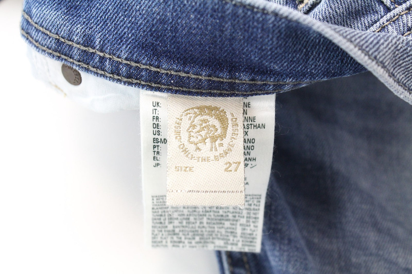 DIESEL Tepphar 0842H W27/L32 berniukiški mėlyni morkų stiliaus ploni džinsai su sagomis 