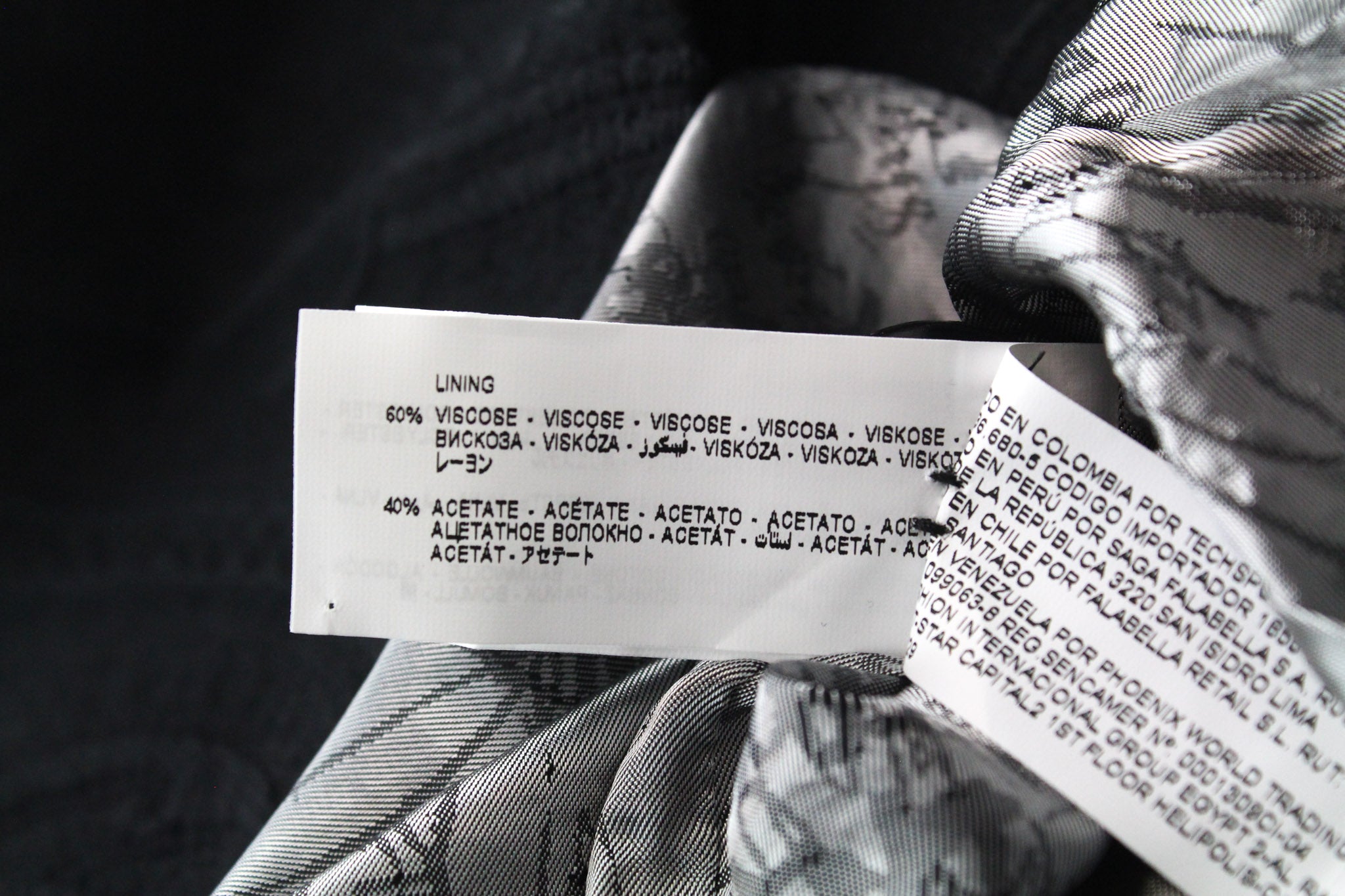 DESIGUAL Innocense moteriškas paltas 28 žakardo juodas vilnonis dizainerio stiliaus 