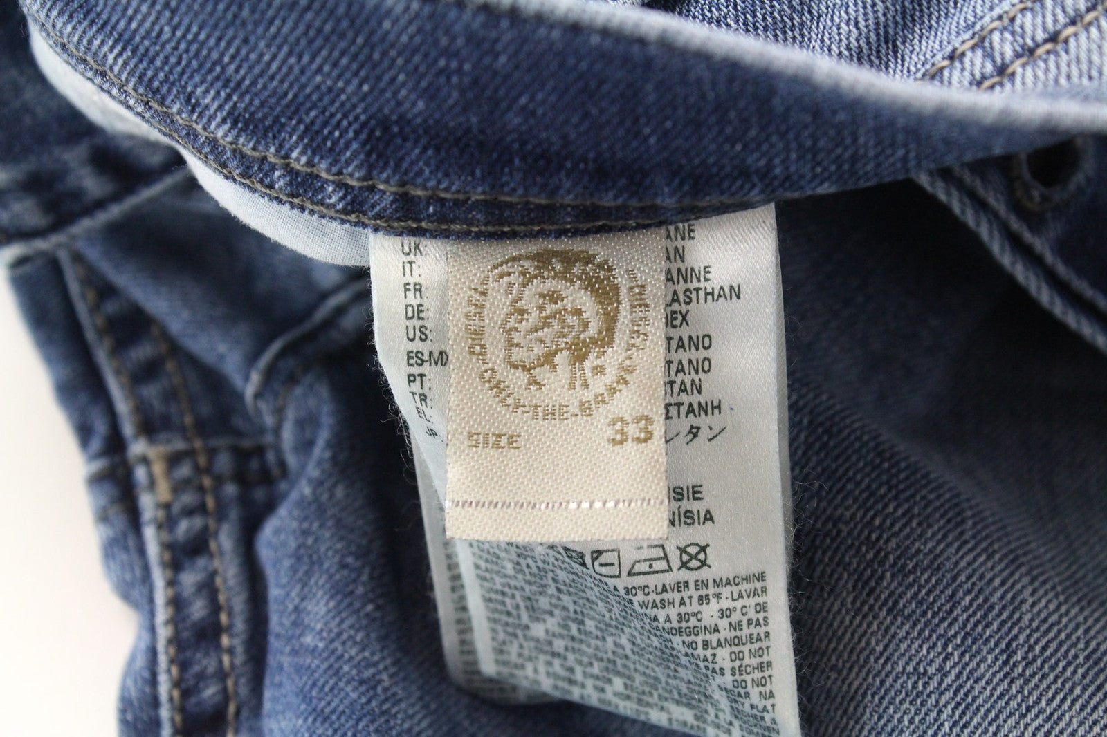 DIESEL Tepphar 0842H vyriški džinsai W33/L32 Slim mėlyni tamprūs medvilniniai džinsai su morkų kirpimu 