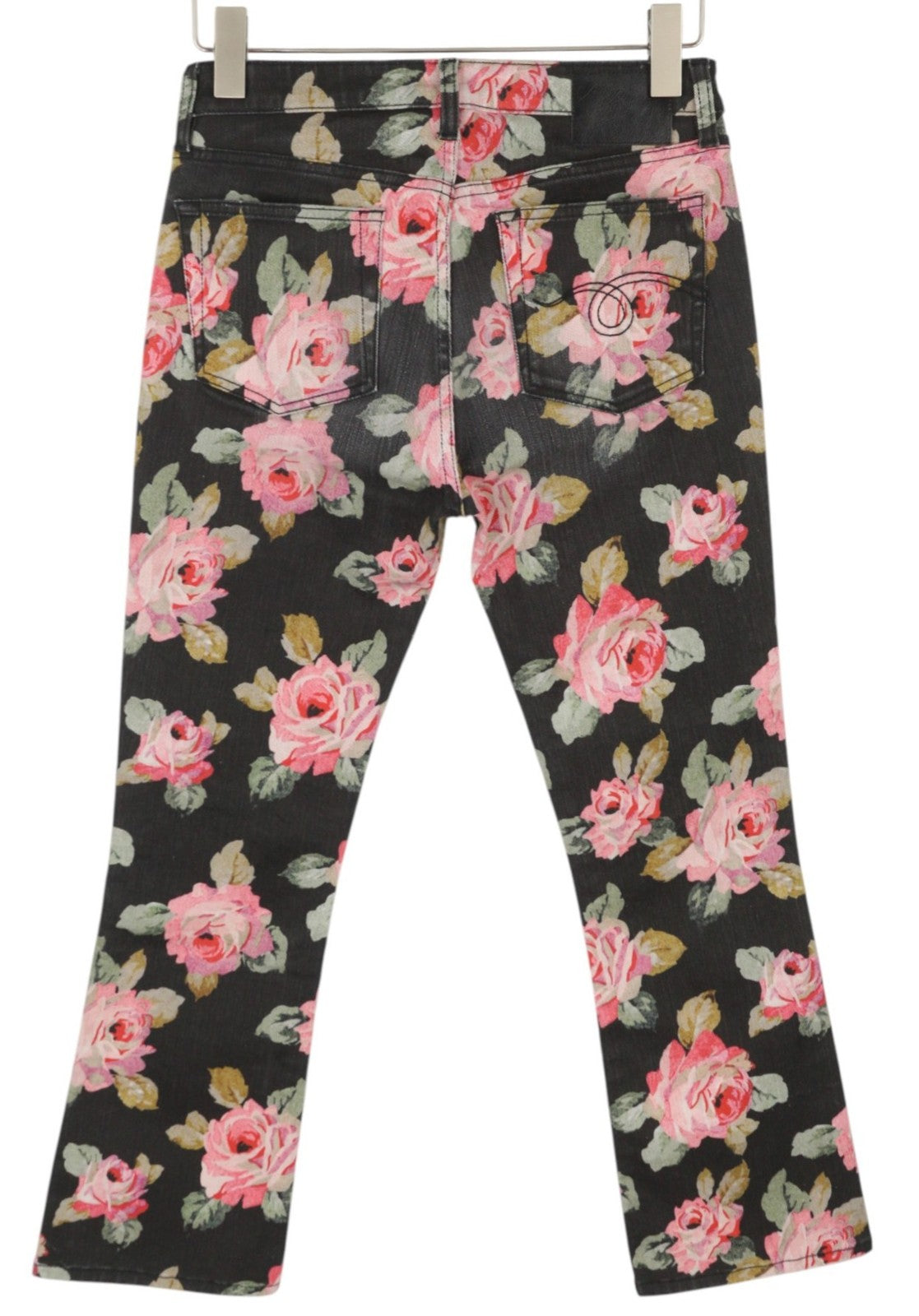 R13 Kick Fit moteriški džinsai 27 rožinio rašto, ploni, tiesaus kirpimo, trumpinti iki kulkšnies, su užtrauktuku. 