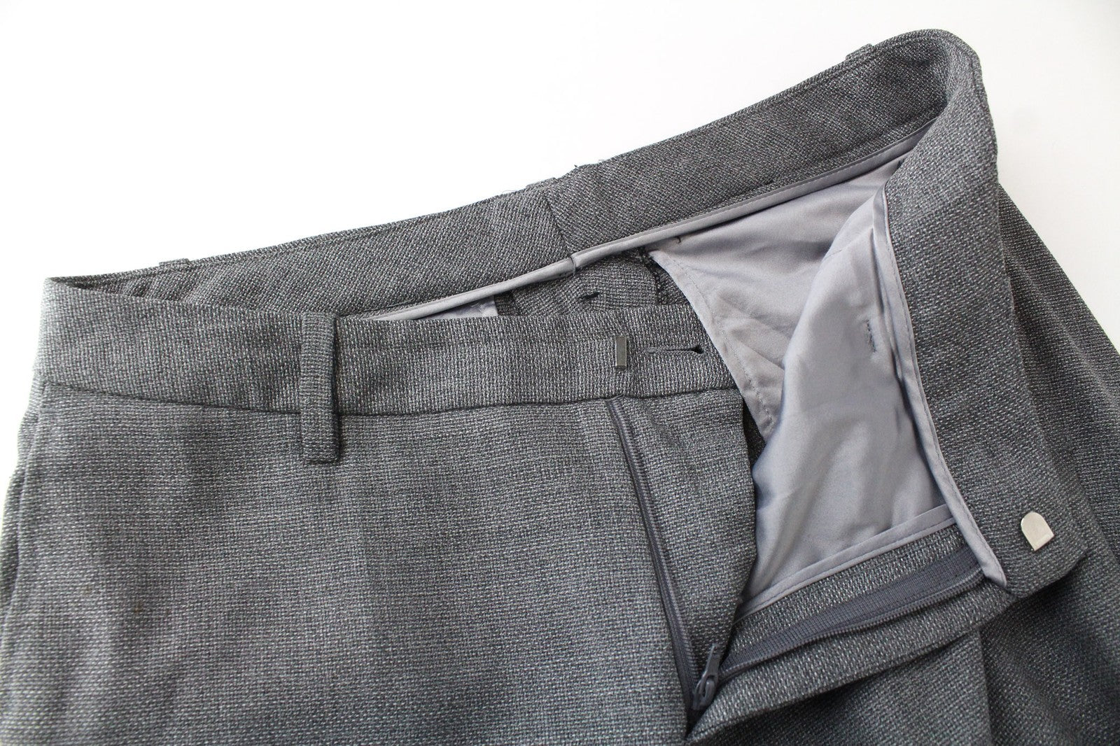 SUISTUDIO moteriškos kelnės UK12R pilkos vilnonės klostuotos elegantiškos, pritaikytos oficialios kelnės 