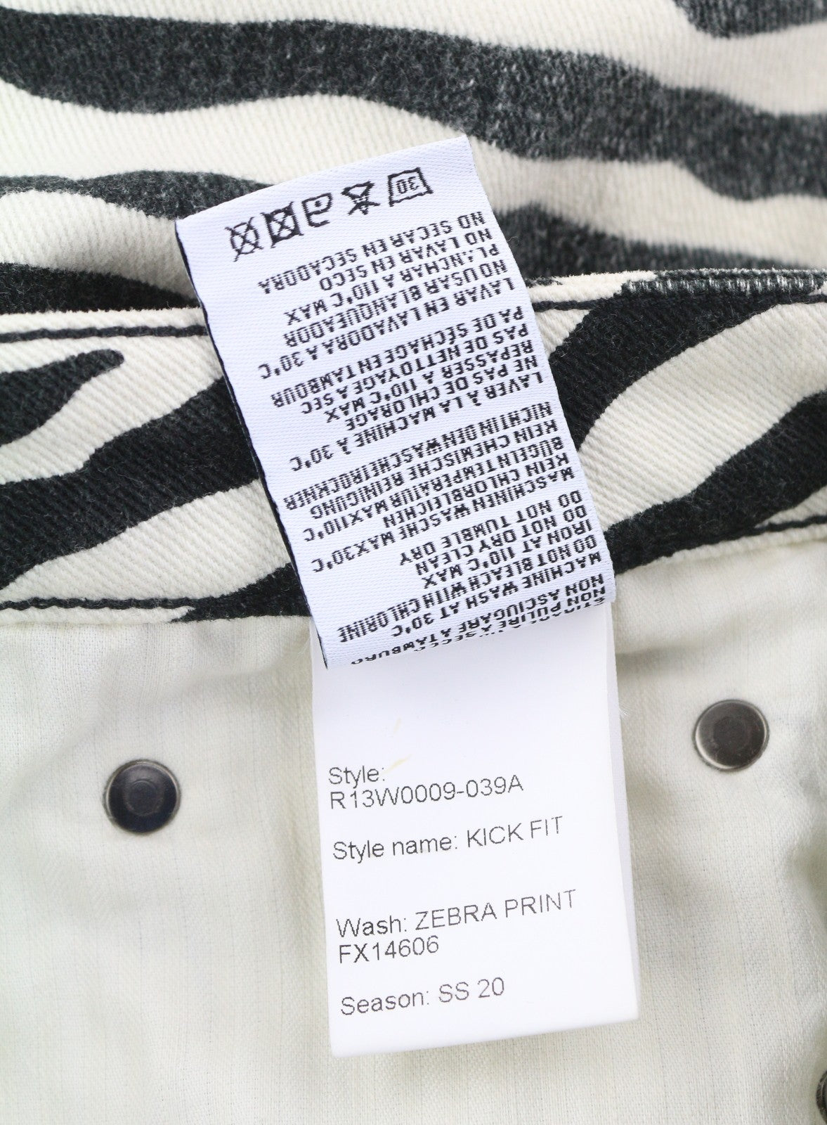 R13 Kick Fit moteriški džinsai, 27 dydžio, zebro rašto, iki kulkšnių, trumpinti, platėjantys, RRP 499 € 