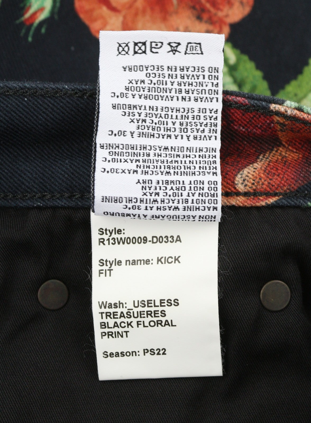 R13 Kick Fit moteriški džinsai 28 Useless Treasueres juodi gėlių rašto trumpinti iki kulkšnių 
