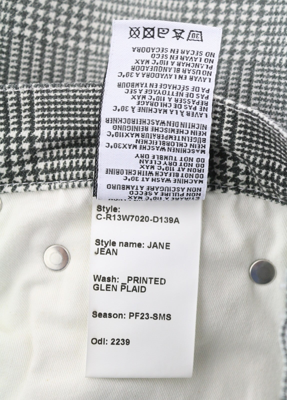 R13 Jane moteriški džinsai, 27 dydžio, marginti, languoti, tiesūs, platėjantys klešnės kraštai, tamprūs, rekomenduojama kaina – 699 € 