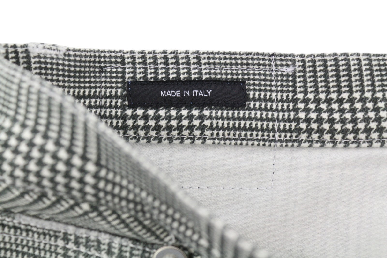 R13 Jane moteriški džinsai, 27 dydžio, marginti, languoti, tiesūs, platėjantys klešnės kraštai, tamprūs, rekomenduojama kaina – 699 € 