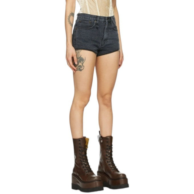 R13 Nuimami „Axl Slim“ moteriški džinsai su odinėmis klešnėmis, 27, akmens juodumo, džinsinis, rekomenduojama kaina – 999 € 