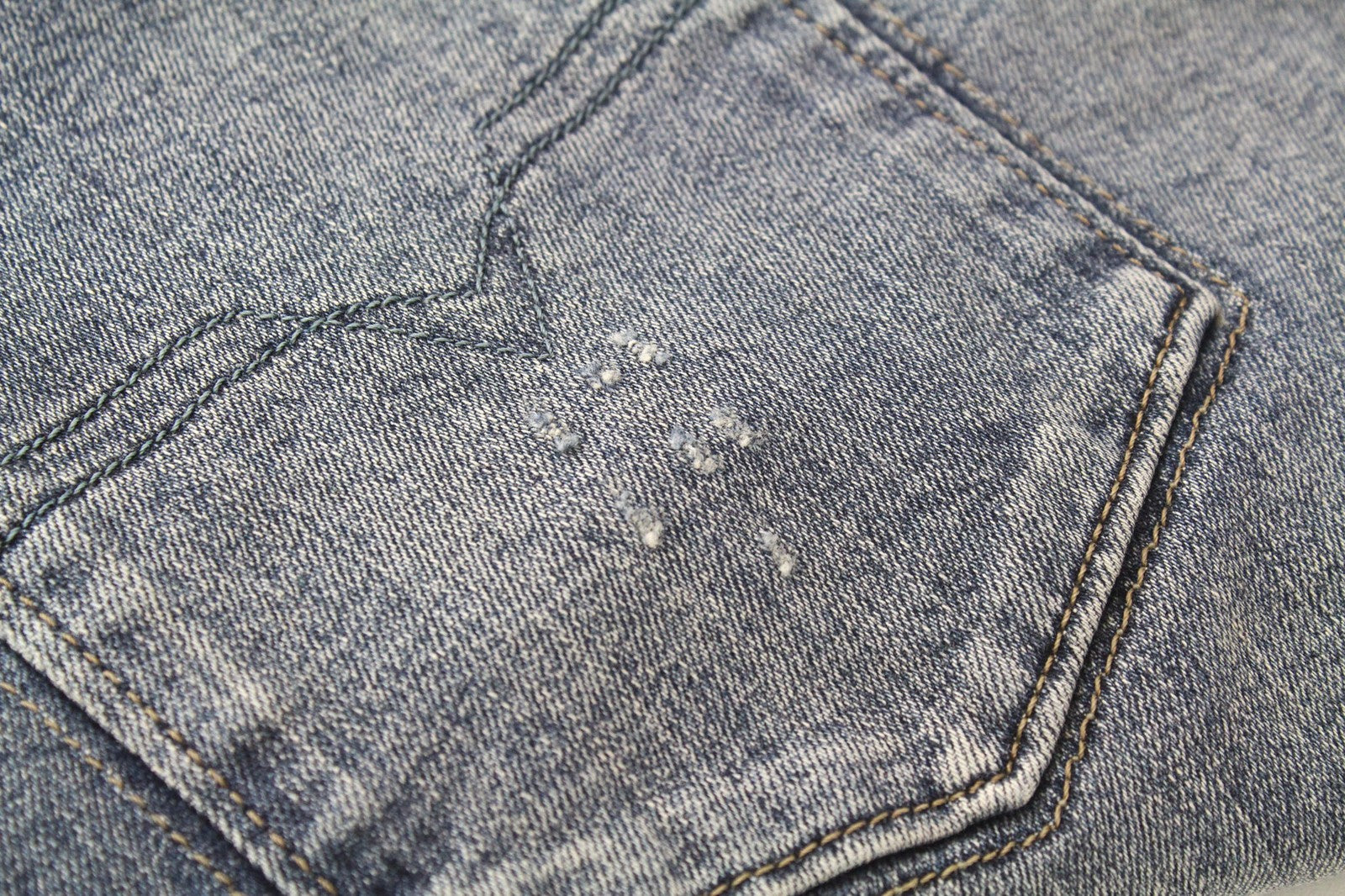 DIESEL Sleenker 069FI vyriški džinsai W29/L32 aptempti, skalbtos mėlynos spalvos, tamprios medvilnės