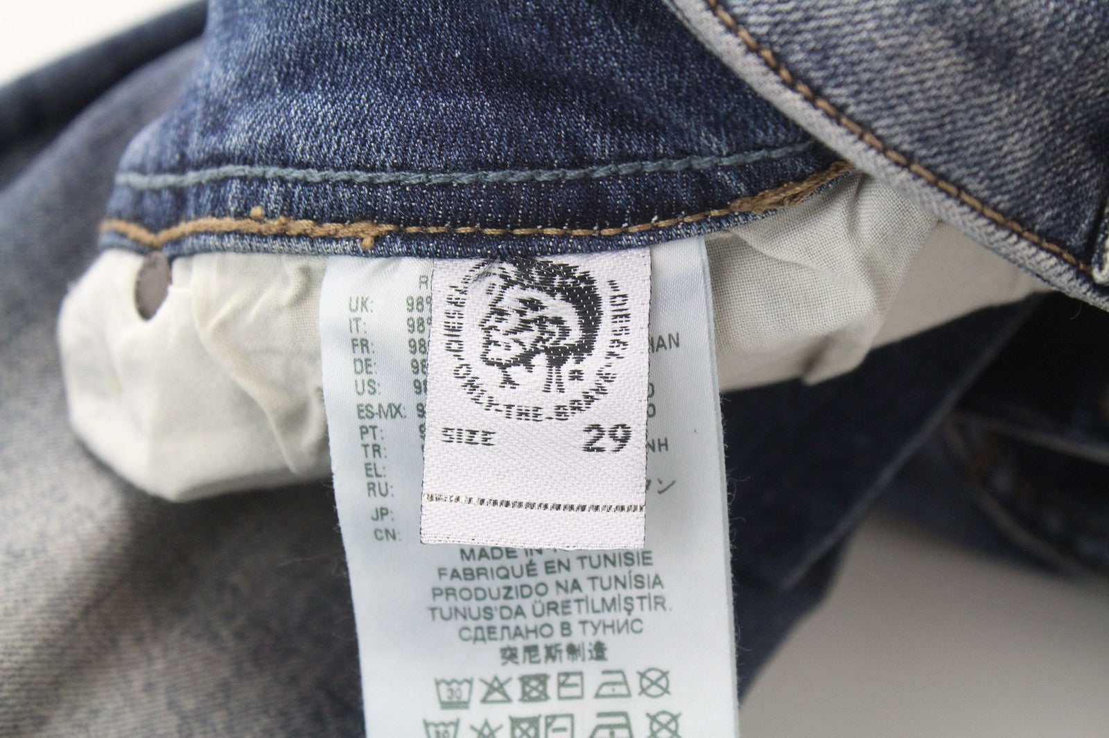 DIESEL Sleenker 069FI vyriški džinsai W29/L32 aptempti, skalbtos mėlynos spalvos, tamprios medvilnės