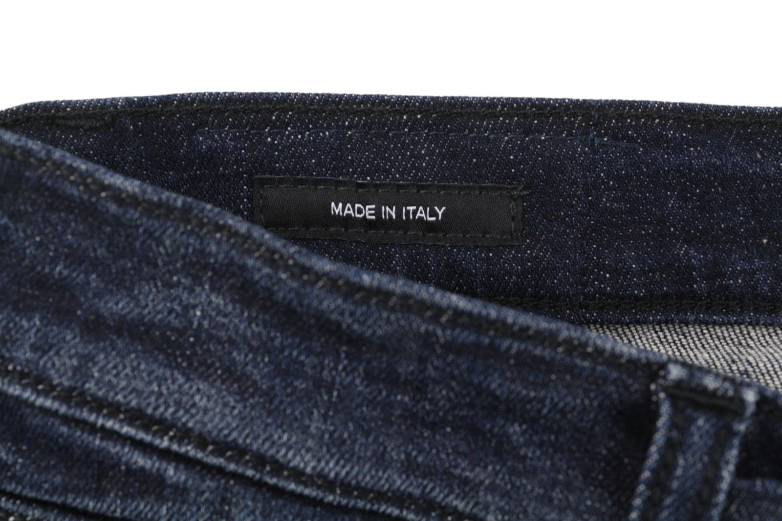 R13 aukštu liemeniu aptempti moteriški džinsai, 27 Howell, indigo spalvos, skalbta, išblukusi, tamsiai mėlyna, rekomenduojama kaina – 475 € 