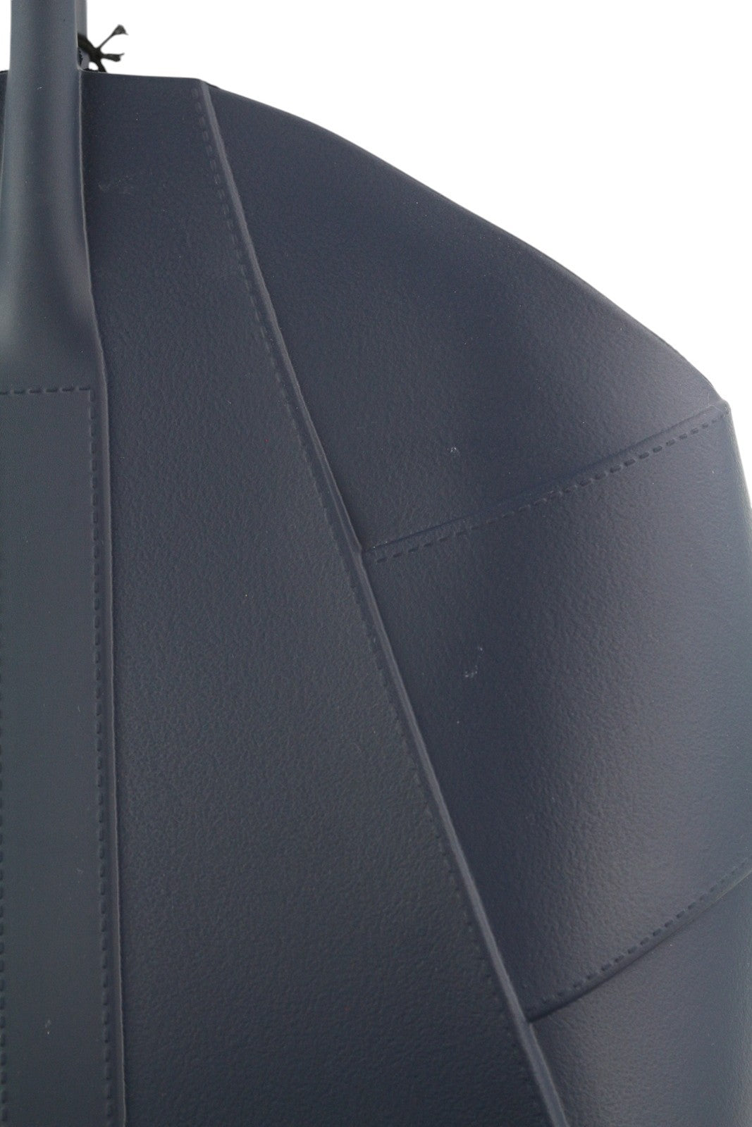 O BAG unikali moteriška rankinė OS mėlyna su vidiniu krepšiu, silikoninėmis, vandeniui atspariomis, dvigubomis rankenomis. 