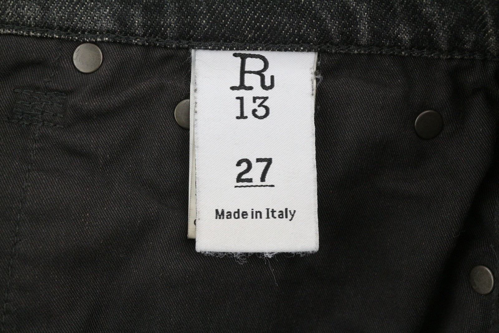 R13 Alice Slim tiesaus kirpimo moteriški džinsai 27 Abbey Black išblukintos plaukiojančios užtrauktuku 