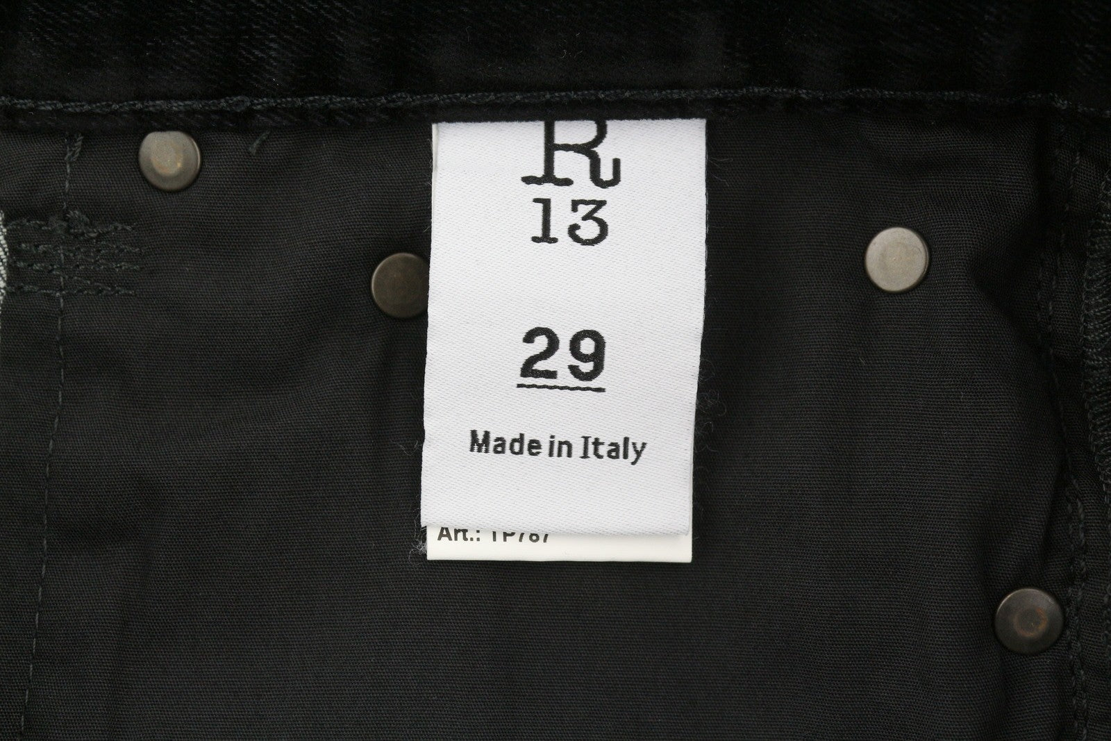 R13 Romeo moteriškos kelnės 29 su pūkuotomis juodomis aksominėmis kelnėmis iki kulkšnių, trumpomis tiesiomis užtrauktuku. 