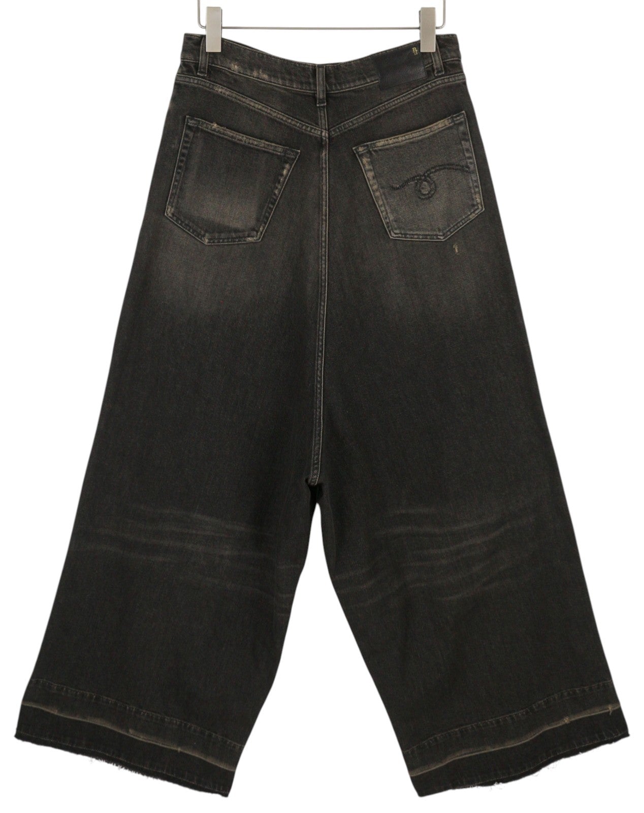 R13 Jesse moteriški džinsai, 27 dydis, Abbey Black, išblukintos, laisvos, tiesios, dirbtinės odos, RRP 725 € 