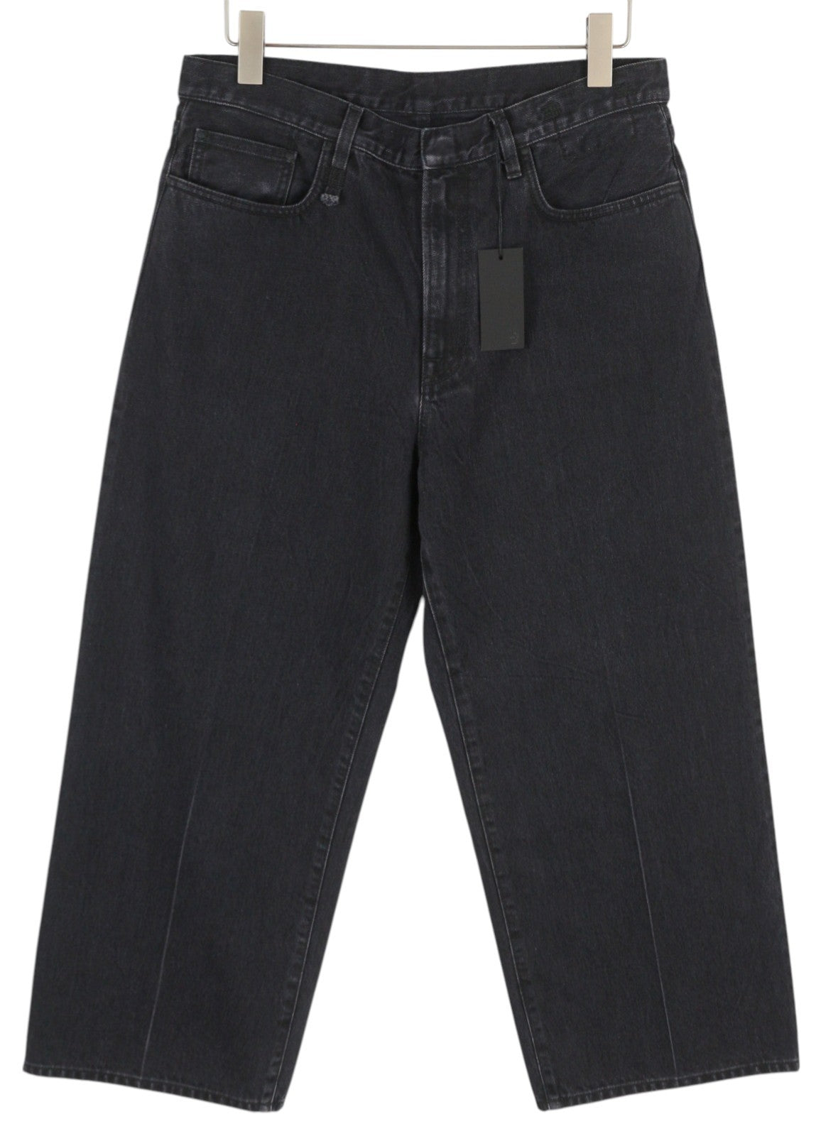 R13 „Ankled D'Arcy“ moteriški džinsai, 27, onikso juodumo, išblukinto, laisvo kirpimo, plačių klešnių. 