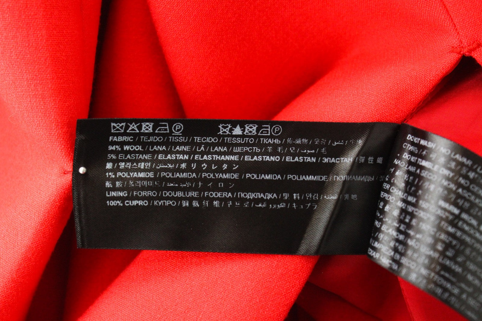 SUISTUDIO Abril moteriška suknelė UK10R raudona, plona, ​​iki kelių, prie kūno priglundanti, vilnos mišinio suknelė 