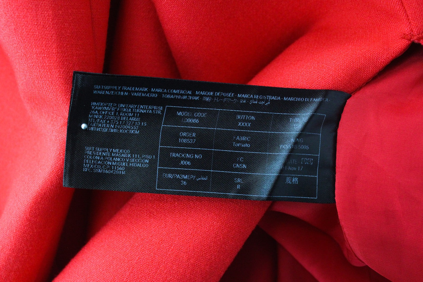 SUISTUDIO Abril moteriška suknelė UK10R raudona, plona, ​​iki kelių, prie kūno priglundanti, vilnos mišinio suknelė 