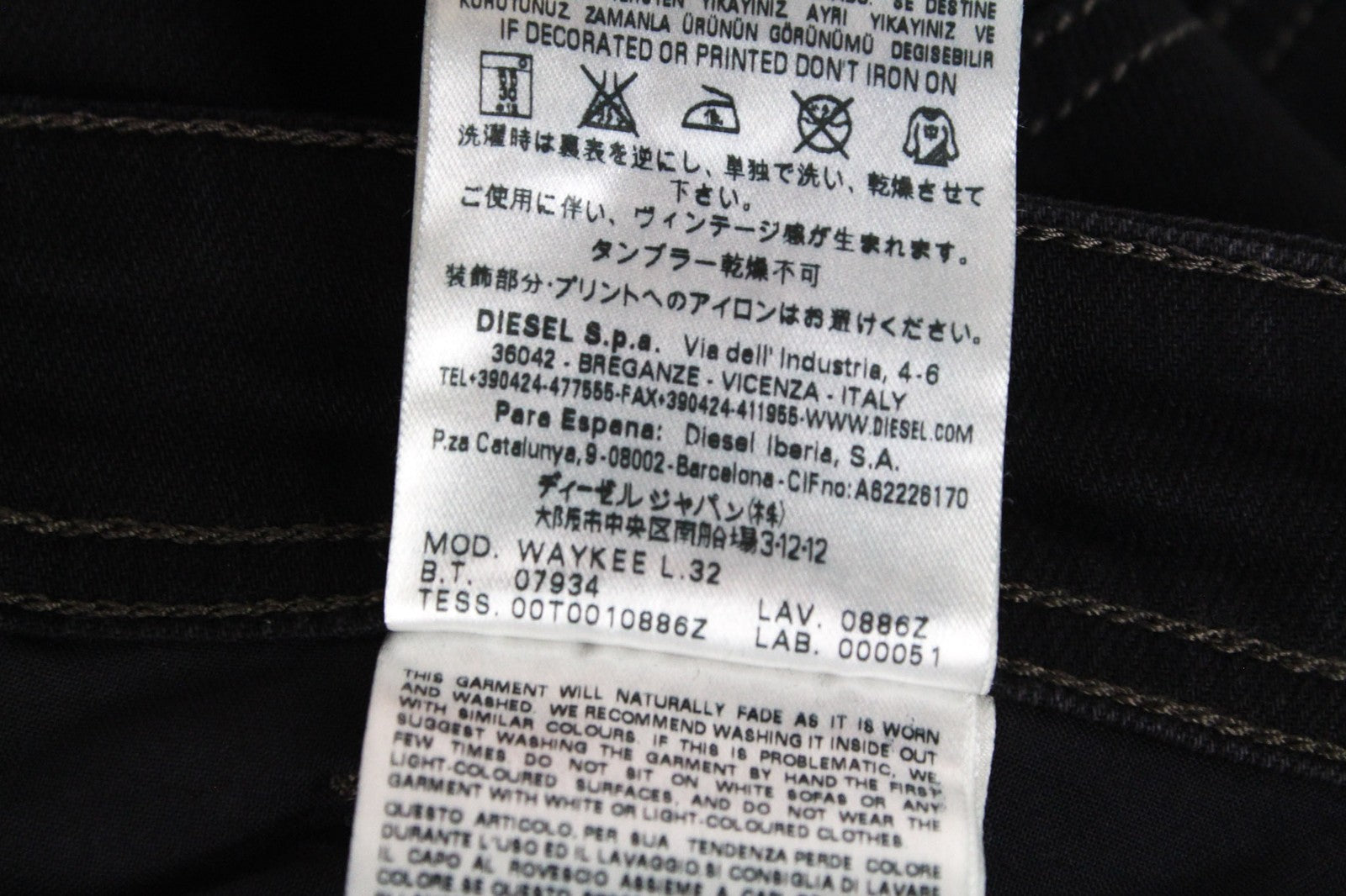DIESEL Waykee 0886Z vyriški džinsai W27/L32 berniukams, juodi, tiesūs, tamprūs, medvilniniai. 