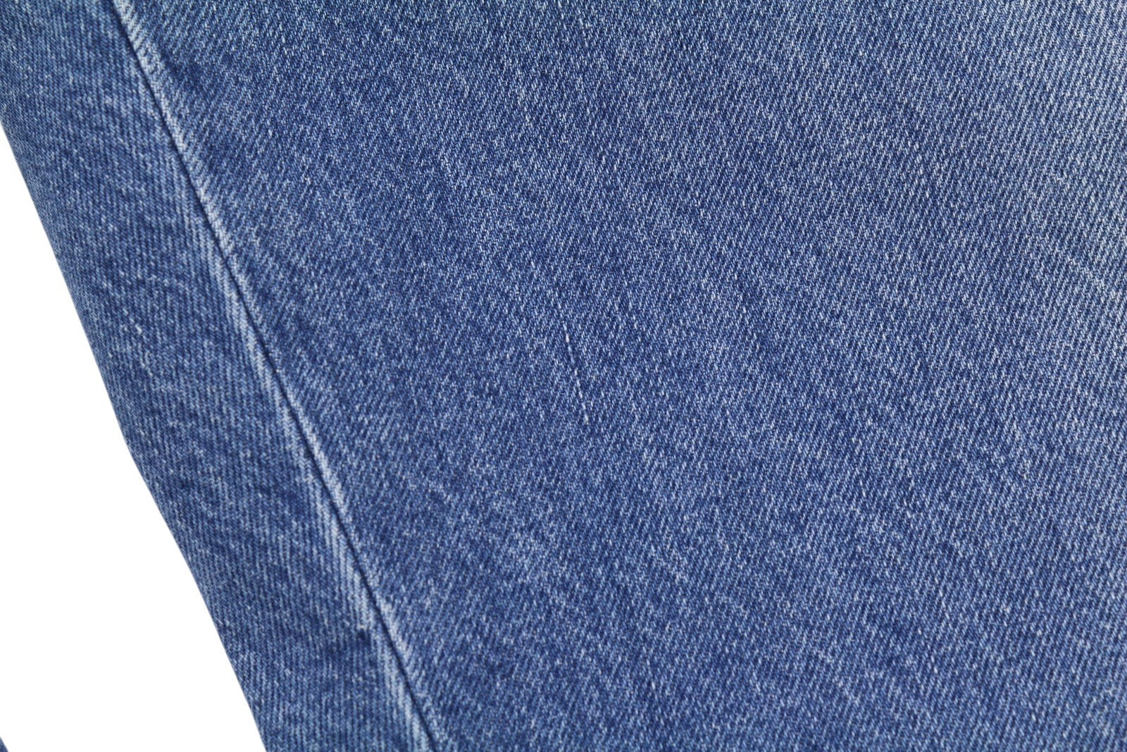 PLAN C moteriški džinsai, 44 dydžio, mėlyni, laisvo kirpimo, blukinto džinso užsegimai, rekomenduojama kaina – 579 € 