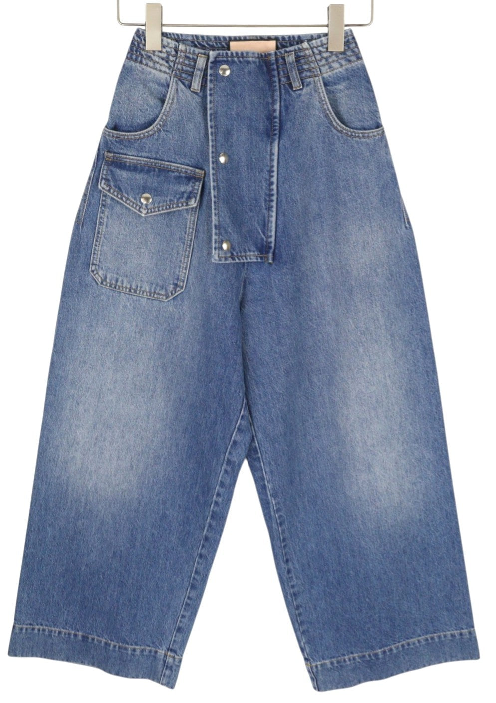 PLAN C moteriški džinsai, 34 dydžio, mėlyni, laisvo kirpimo, blukinto džinso užsegimai, rekomenduojama kaina – 579 € 