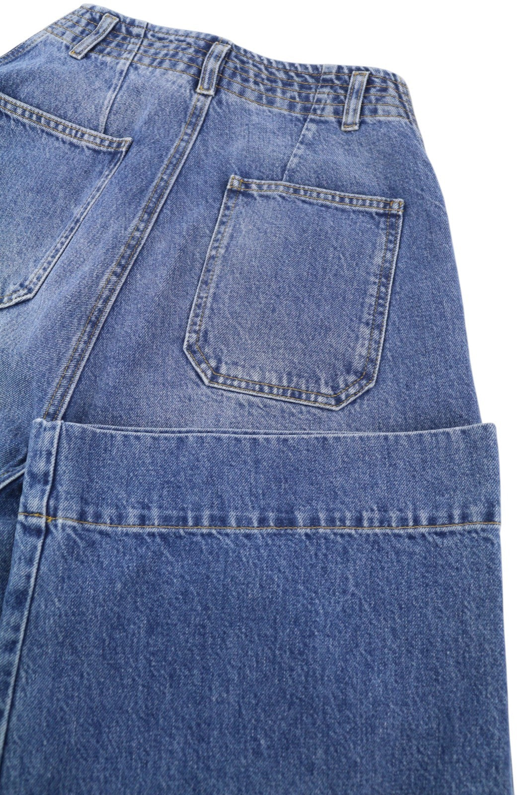 PLAN C moteriški džinsai, 34 dydžio, mėlyni, laisvo kirpimo, blukinto džinso užsegimai, rekomenduojama kaina – 579 € 