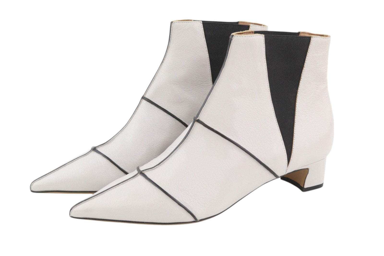 EMPORIO ARMANI X3M311 moteriški bateliai, 37 dydis, balti, odiniai, smaili nosis, kulkšnies pakulnė. 