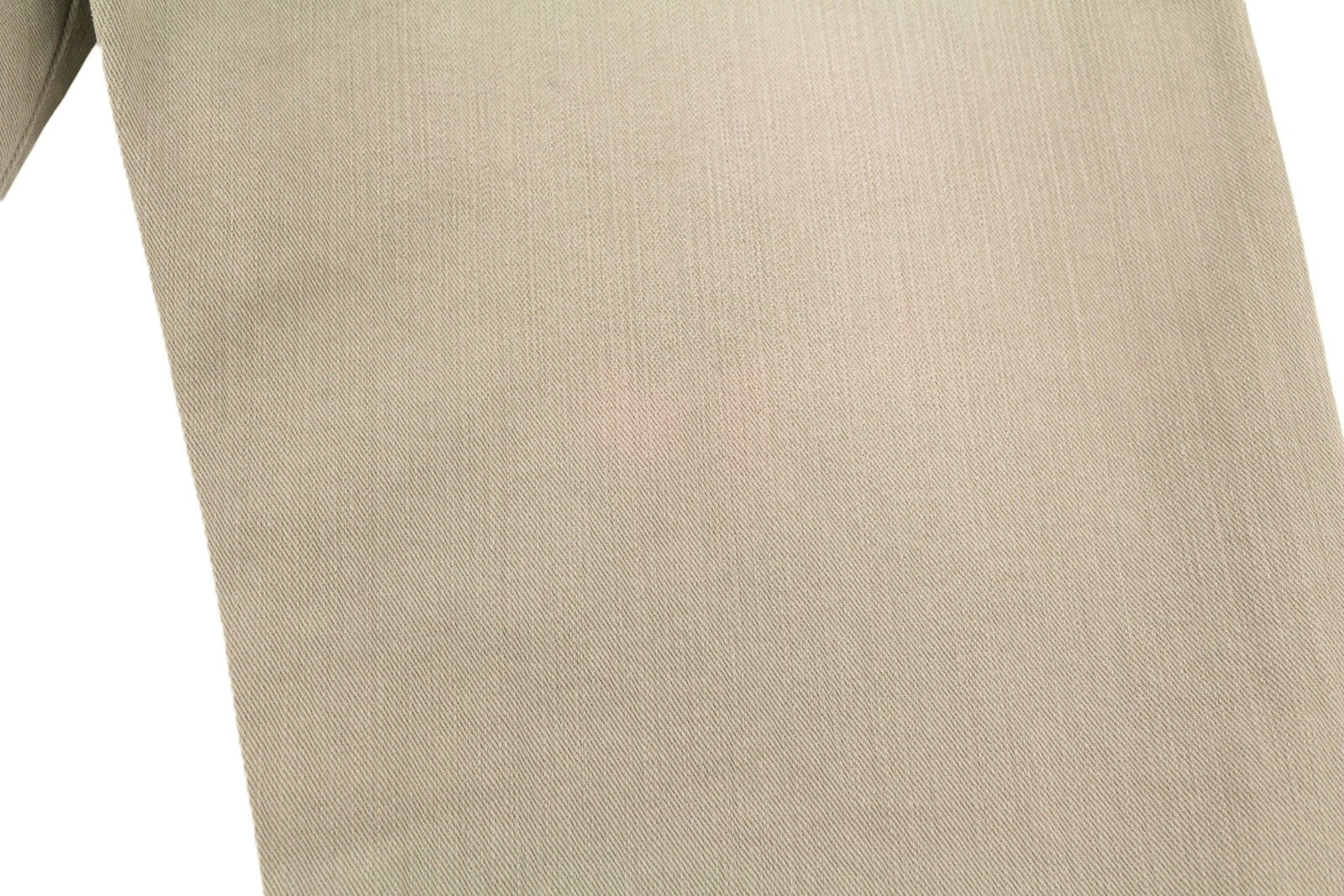 R13 berniukiški tiesūs moteriški džinsai 26 akmenukų spalvos, tamprūs, trumpi, išblukintos rudos spalvos, rekomenduojama kaina – 695 € 