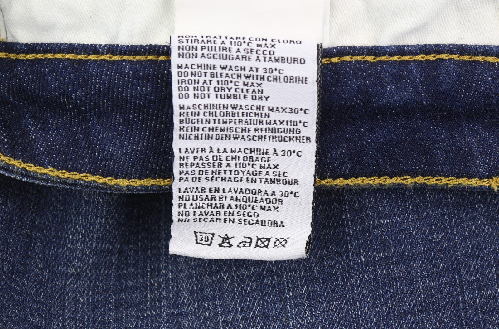 R13 berniukiški tiesūs moteriški džinsai, 27 Howell indigo spalvos, netolygus apvadas, išblukęs iki kulkšnių. 