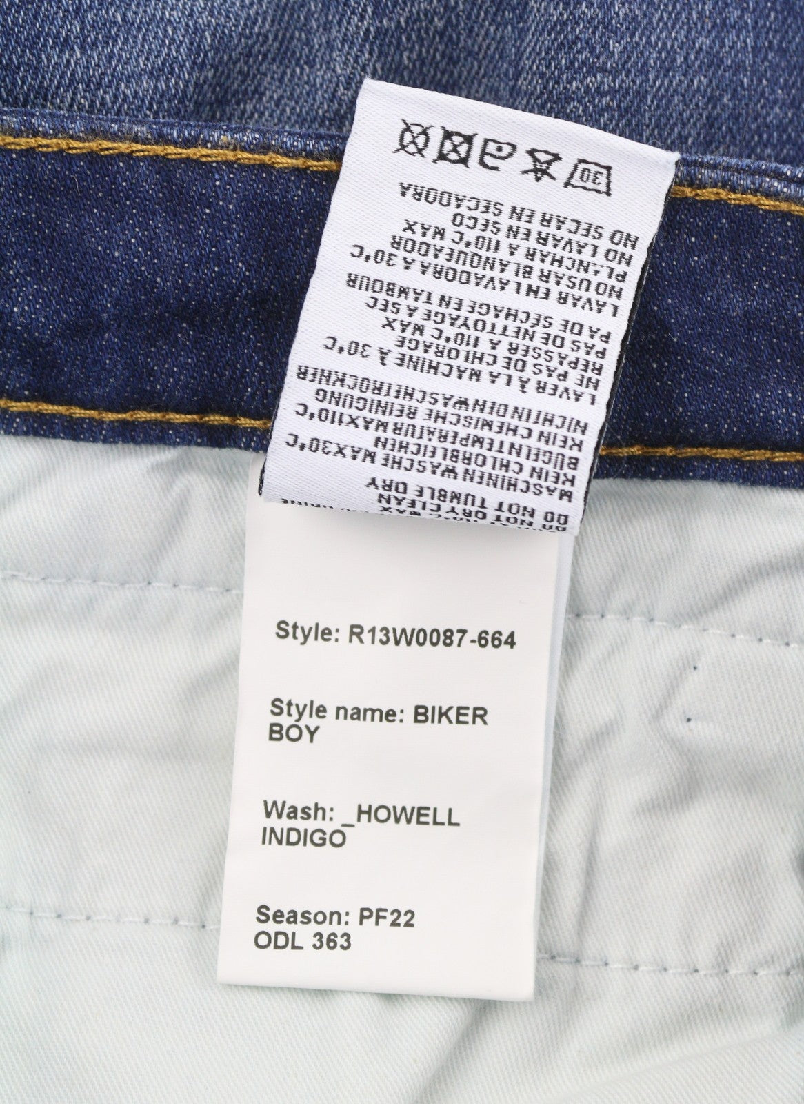 R13 baikerių berniukų moteriški džinsai, 26 Howell indigo spalvos, trumpi, aptempti, iki kulkšnių, išblukusios mėlynos spalvos. 