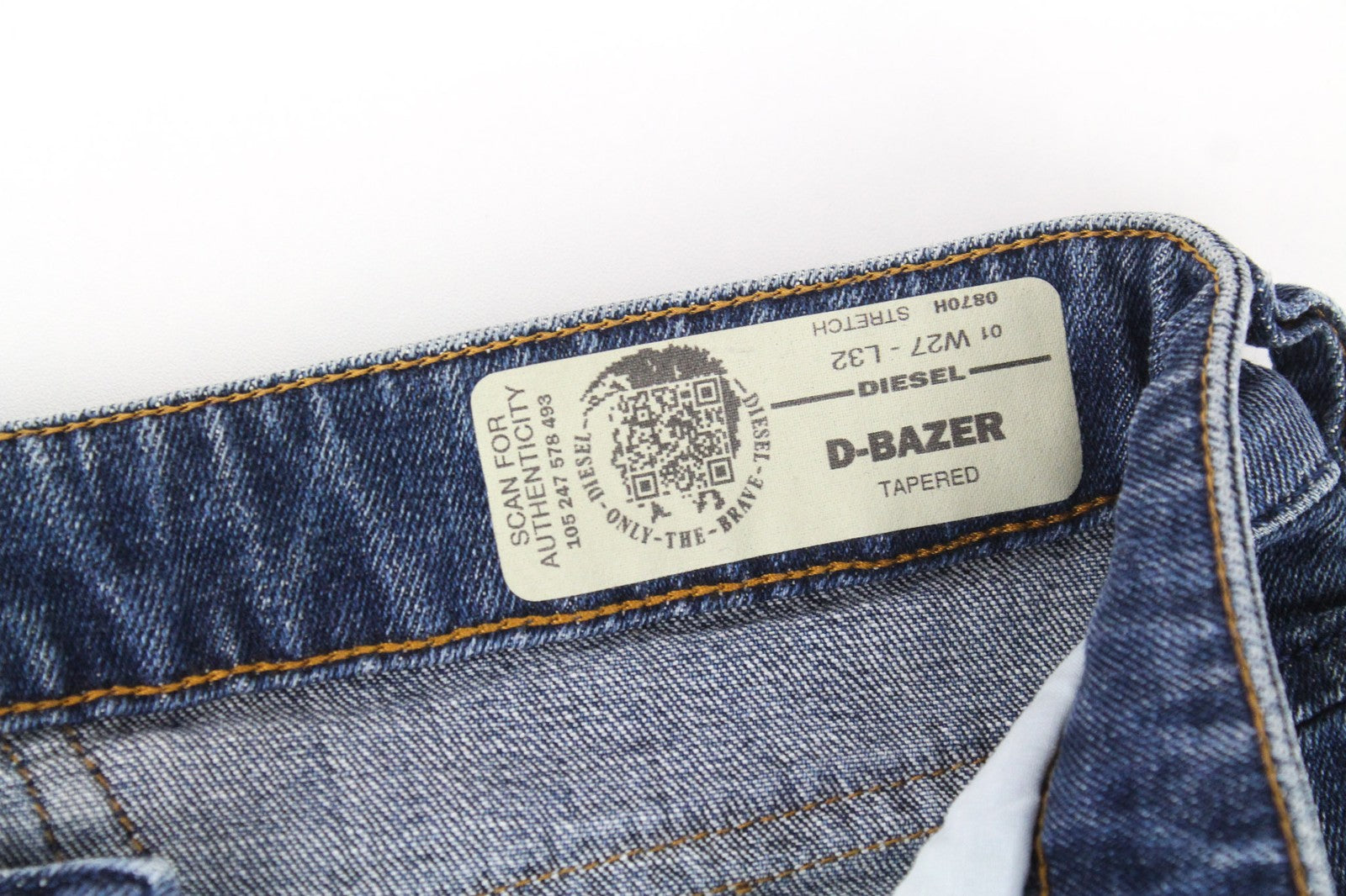 DIESEL D-Bazer 0870H džinsai W27/L32 Distress Blue Tapered Tempered Buttons 