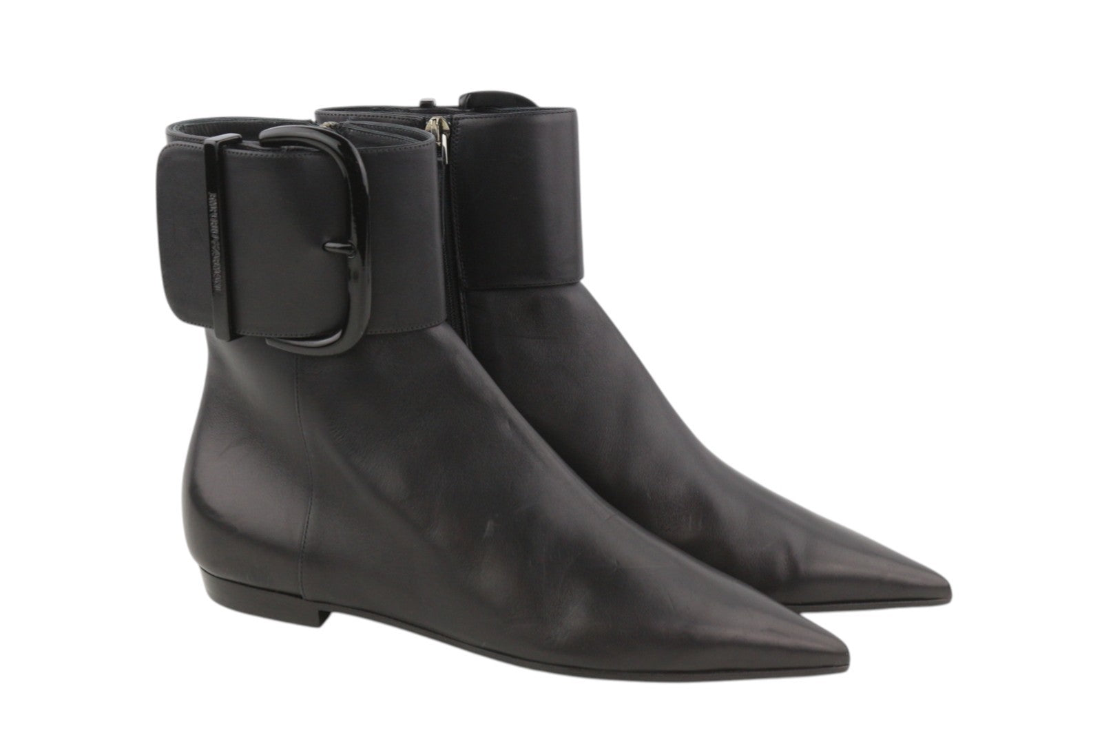 EMPORIO ARMANI moteriški bateliai, 37 €, juodos odos, smaili nosis, užtrauktukas, iki kulkšnies. 