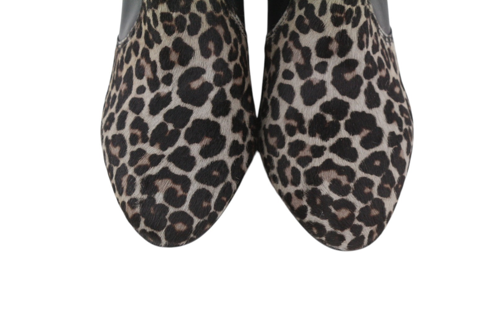 EMPORIO ARMANI moteriški aulinukai, 37 dydis, juodi, odiniai, leopardo rašto kulniukais, migdolų rašto nosimis, kaubojiški. 