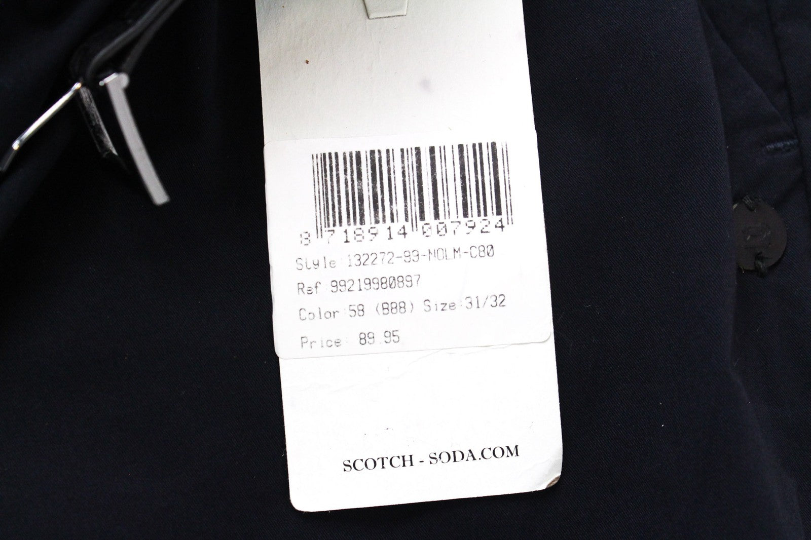 MAISON SCOTCH W31/L32 moteriškos tamsiai mėlynos trumpintos tamprios klostuotos chino kelnės 