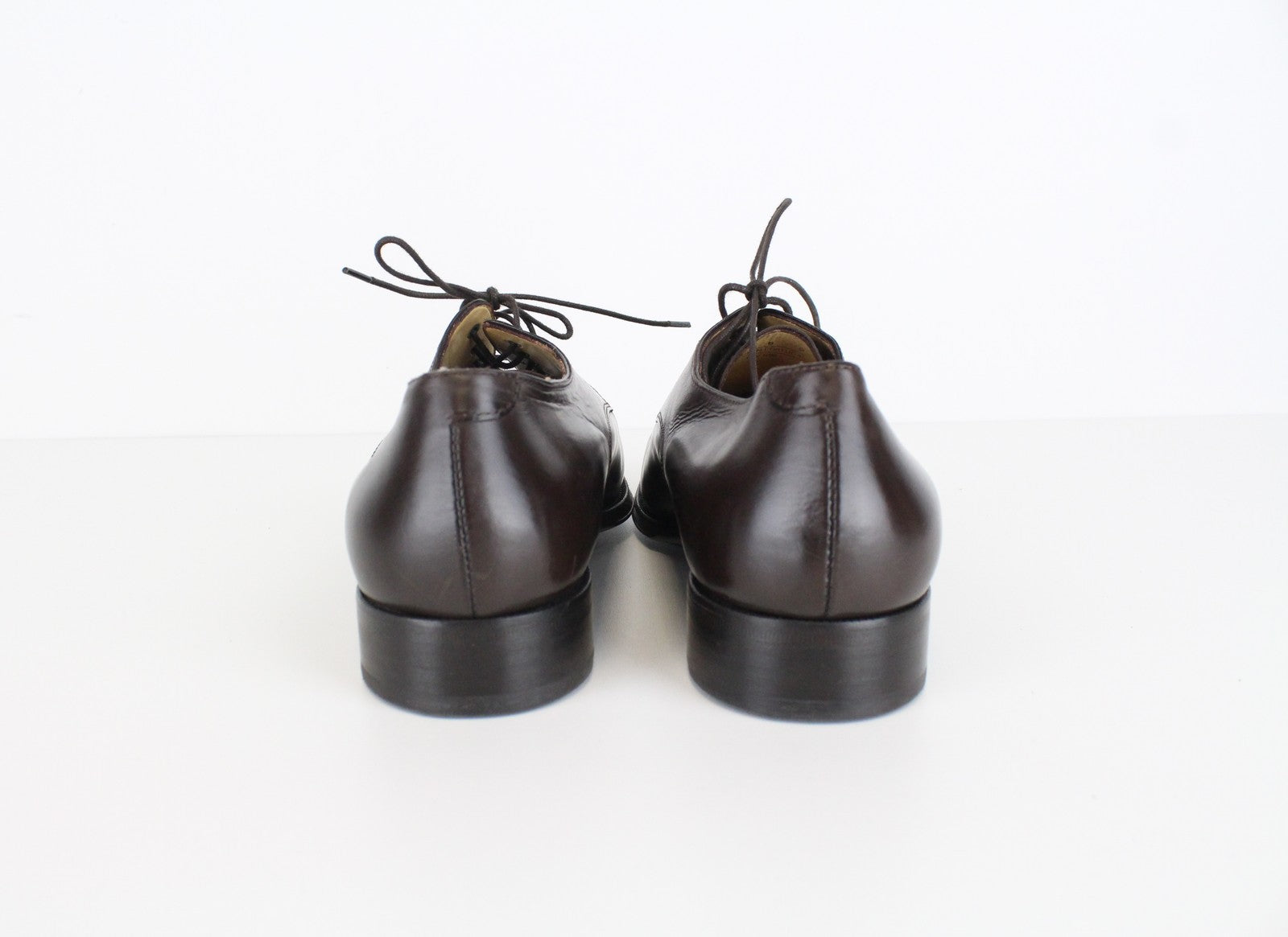 SUITSUPPLY vyriški rudi odiniai klasikiniai žemakulniai bateliai su raišteliais, dydis EU42 