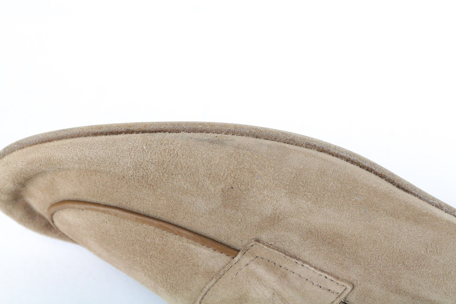 „SUITSUPPLY“ vyriški smėlio spalvos zomšiniai mokasinai, 42,5 dydžio, veršiuko odos mokasinai, išmanūs 