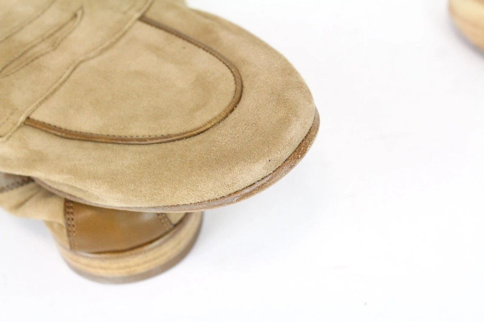 SUITSUPPLY vyriški batai UK9 EU43 šviesiai rudi užsegami mokasinai iš zomšos, laisvalaikio stiliaus 