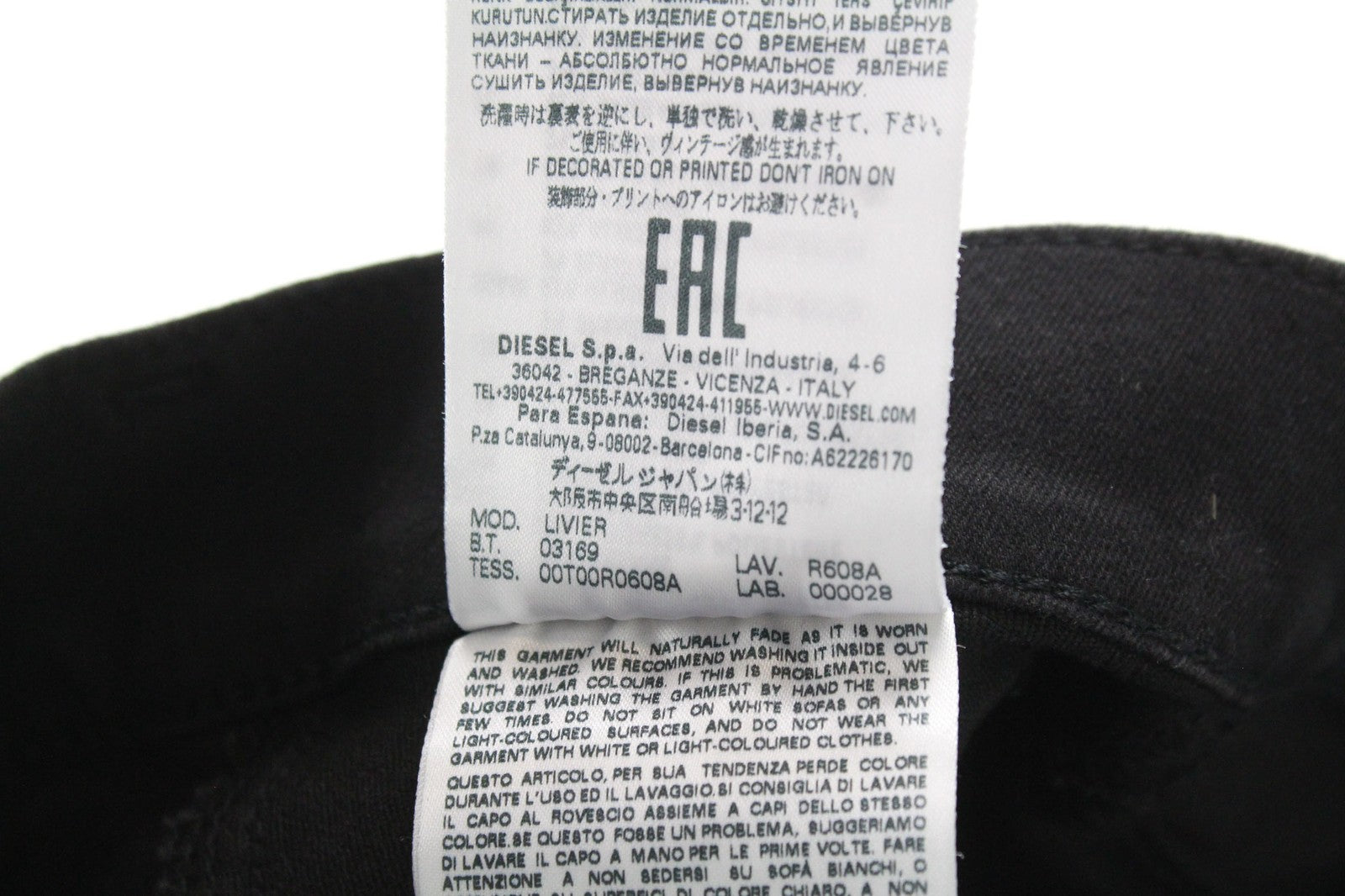 DIESEL Livier R608A moteriški džinsai W25 juodos medvilnės Jegging itin ploni 