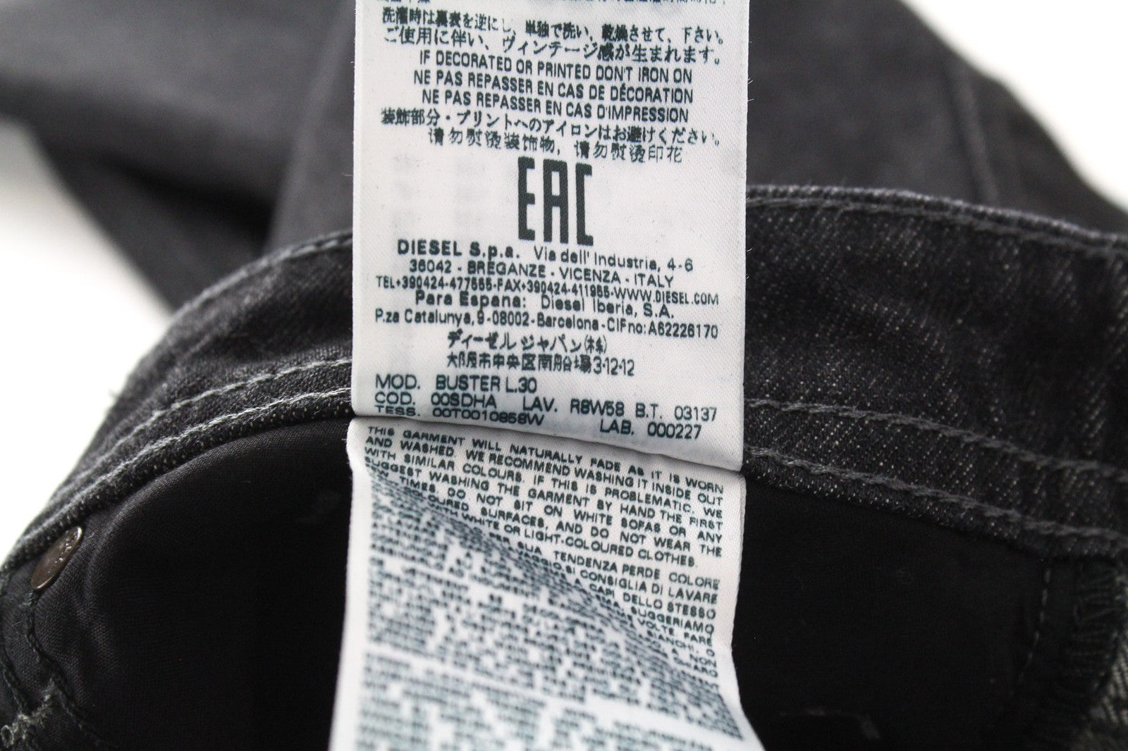 DIESEL Buster R8W58 vyriški džinsai W28/L30 pilki, ploni, siaurėjantys, tamprūs. 