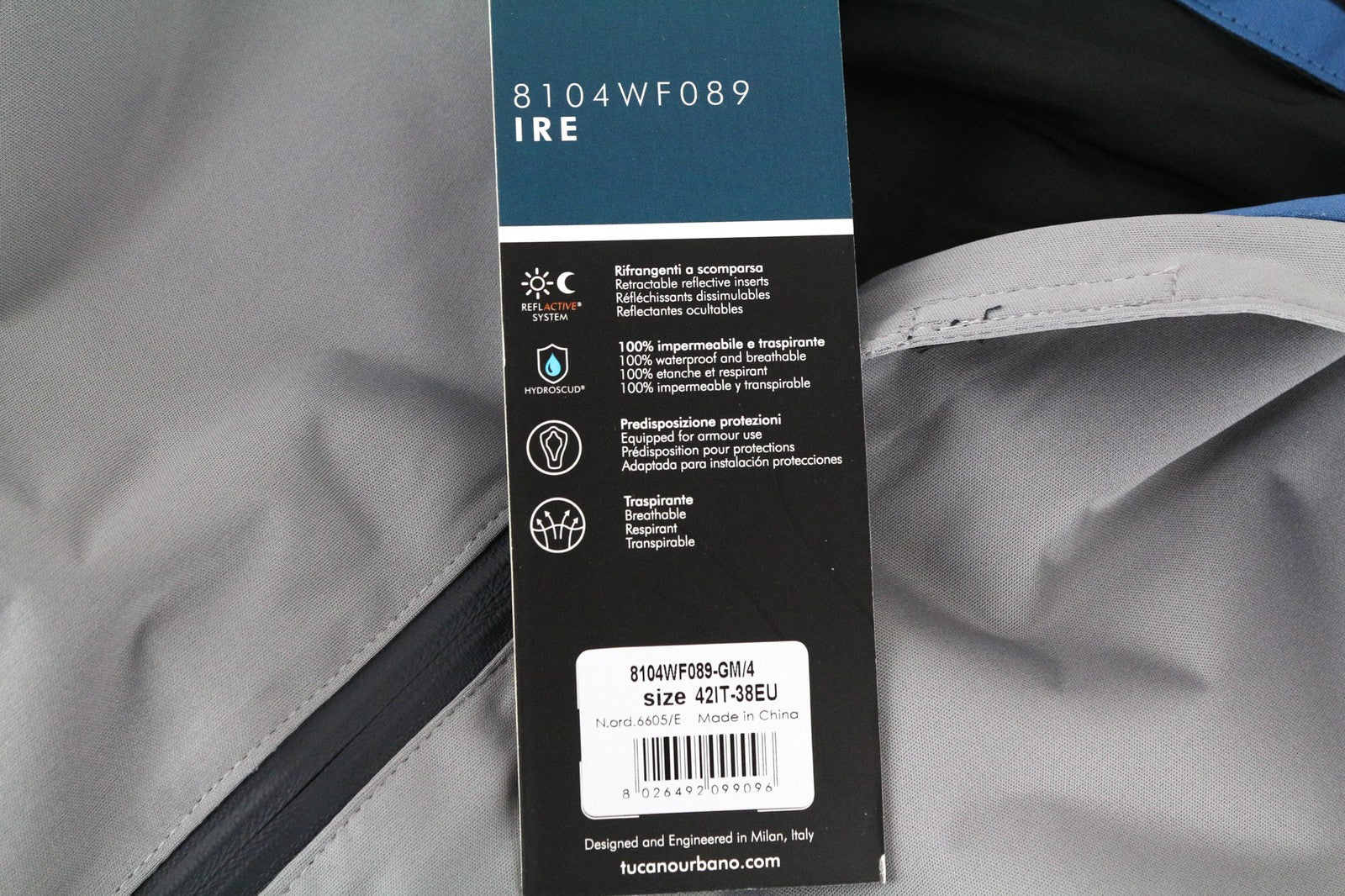 TUCANO URBANO Ire moteriška pilka, užtrauktuku užsegama, kvėpuojanti ir vandeniui atspari striukė M dydžio 