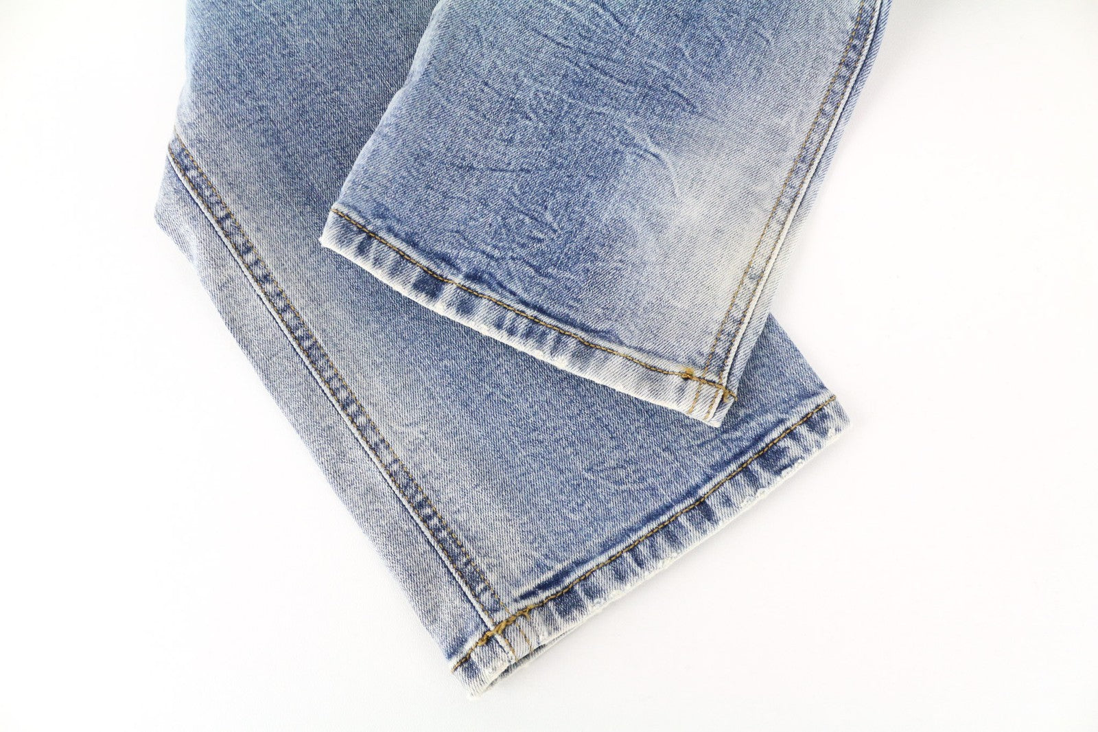 DIESEL D-Eetar 087AV vyriški džinsai W28/L32 morkų smailėjančio kirpimo, mėlyni, tamprūs džinsai 