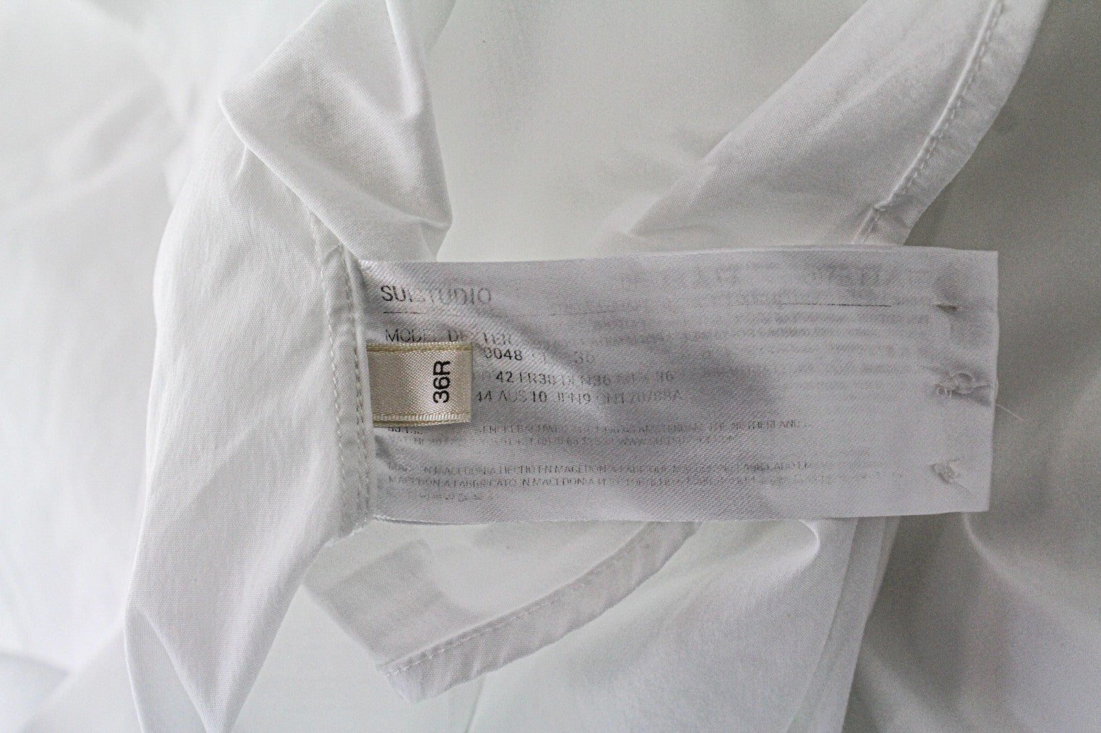 SUISTUDIO Dexter moteriški 36R balti medvilnės mišinio tamprūs marškinėliai ilgomis rankovėmis 