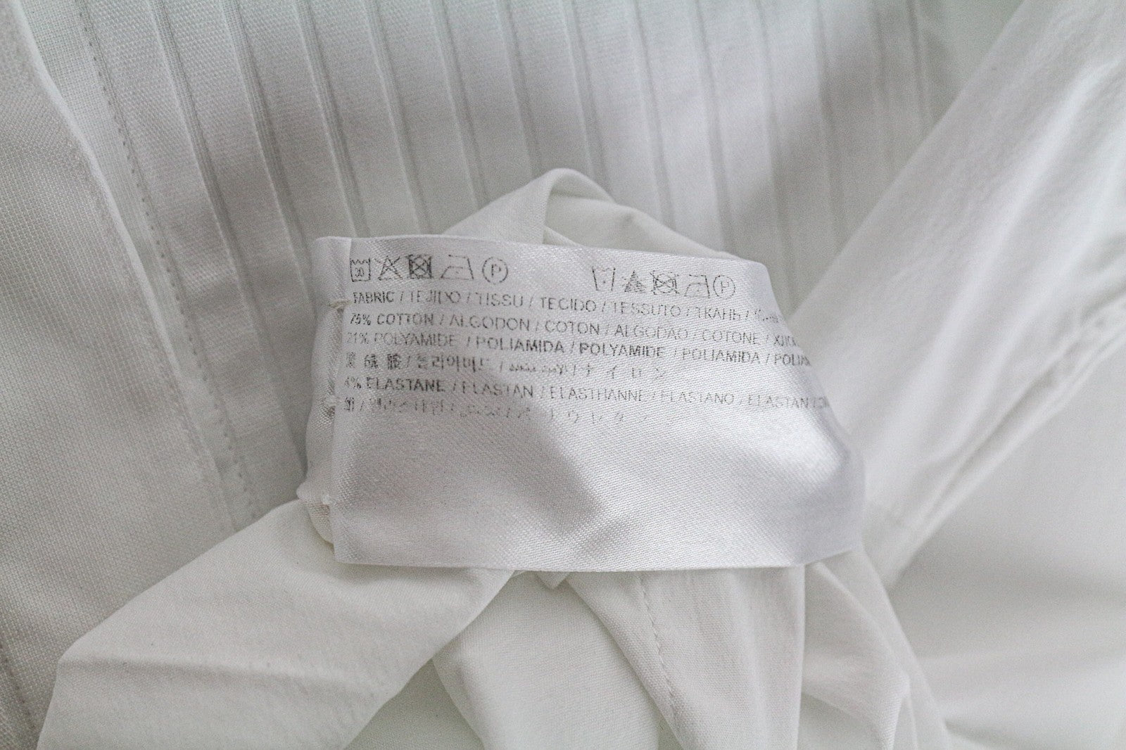 SUISTUDIO Dexter moteriški 36R balti medvilnės mišinio tamprūs marškinėliai ilgomis rankovėmis 