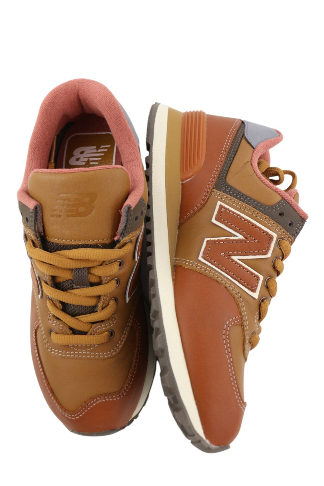 NEW BALANCE 574 vyriški sportbačiai, rudi, odiniai, žemakulniai, suvarstomi, patogūs, EU40. 