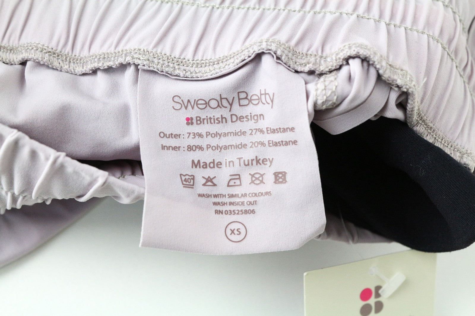 SWEATY BETTY Aerial 2in1 moteriški šortai XS dydžio, violetiniai, sluoksniuoti, tamprūs, sportiniai šokių šortai 