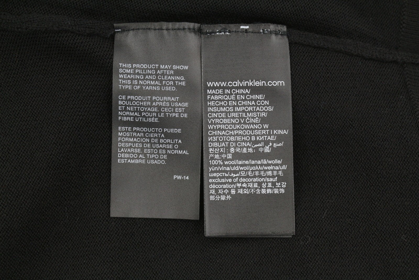 CALVIN KLEIN Merino Rws Turtle vyriškas megztinis M, juodas, megztas logotipu, rekomenduojama kaina – 189 USD 