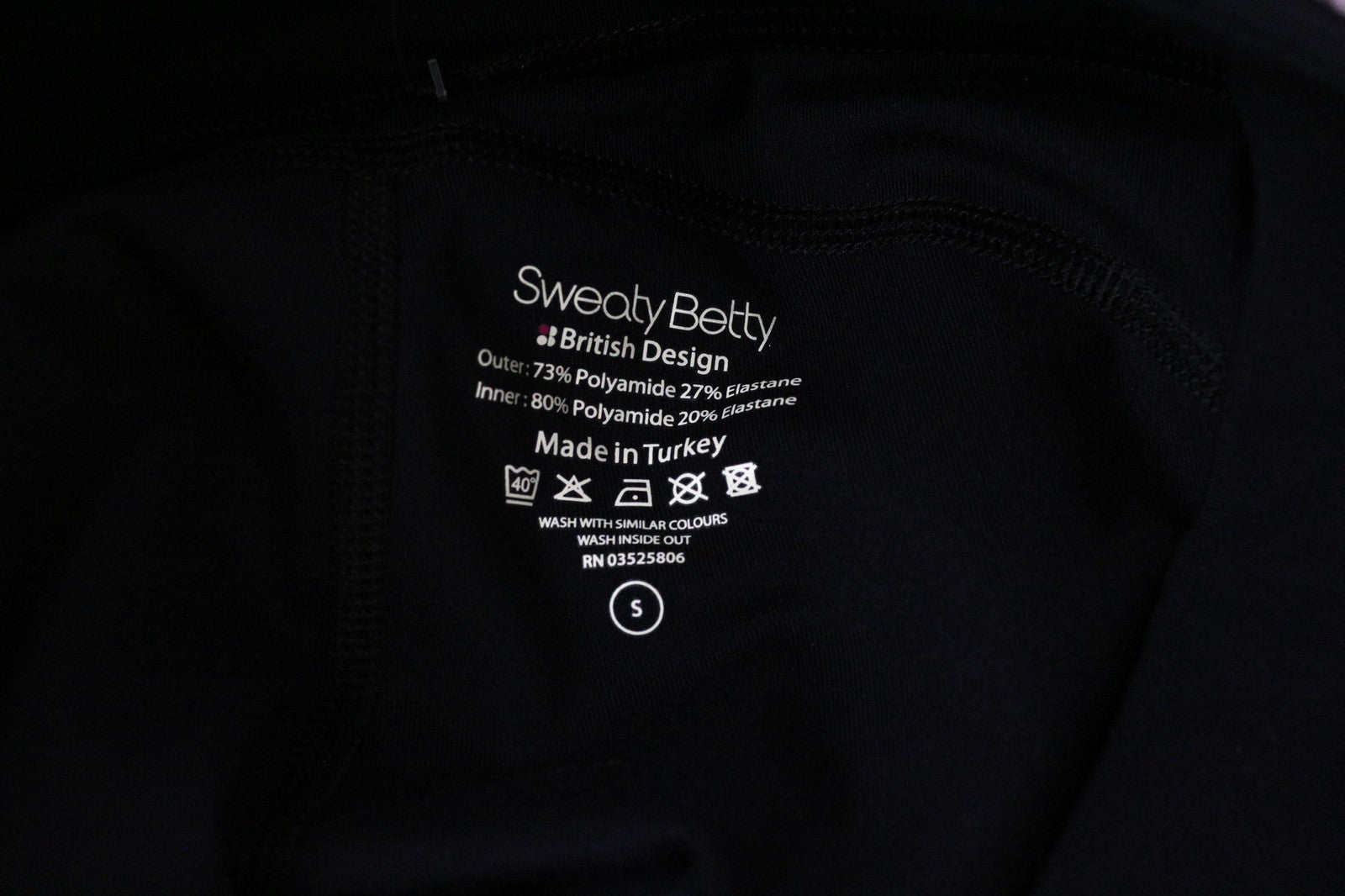 SWEATY BETTY Aerial 2in1 rožinės spalvos moteriškos šortai S dydžio, tamprūs, daugiasluoksniai, skirti šokių treniruotėms 