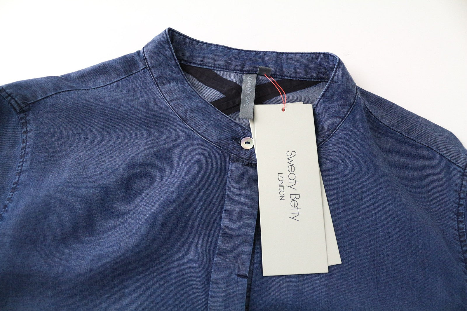 SWEATY BETTY Kvasir Luxe suknelė M moteriška mėlyna ilga marškinių stiliaus džinsinio midi ilgio 