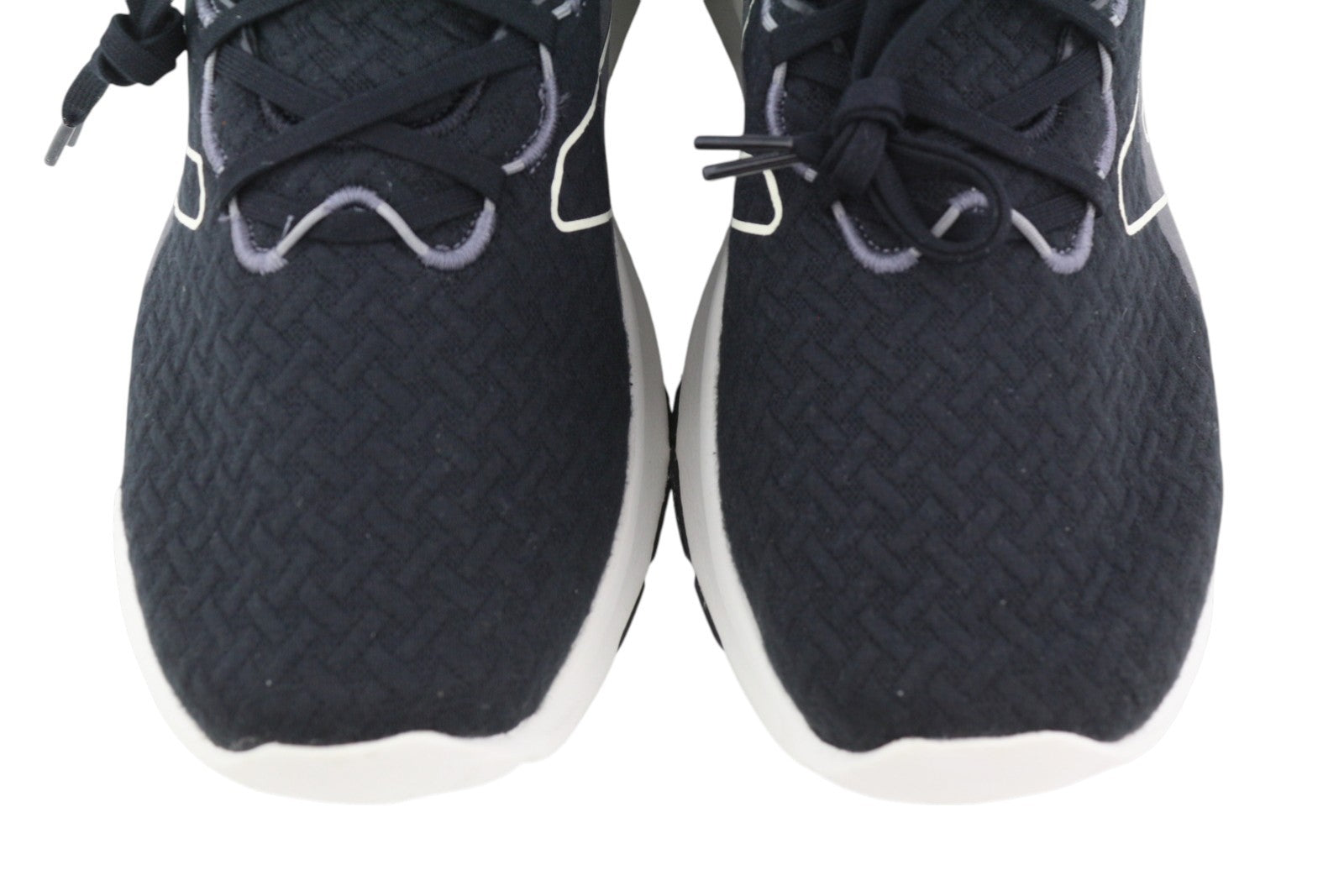 NEW BALANCE ROAV V2 vyriški sportbačiai, juodi, 47.5 €, „Fresh Foam“ žemapadžiai sportiniai bateliai. 